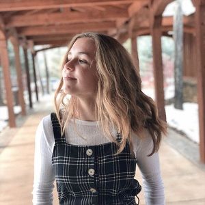 Meet your Posher, Emma